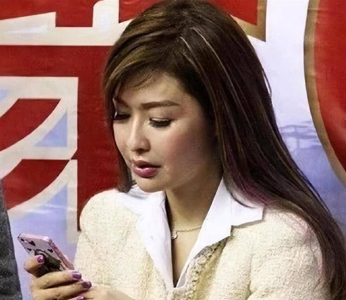 吴迪:易建联的老板娘,负责管理广东宏远事务,对待球员尽职尽责_成功