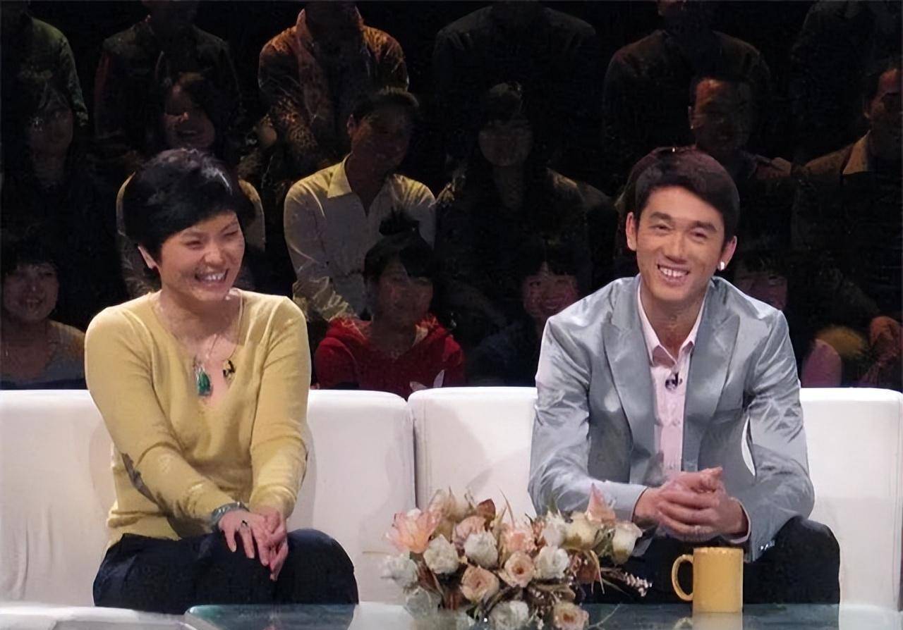 也正是因为有相同的兴趣爱好,才让邬娜和老公商毅相遇.