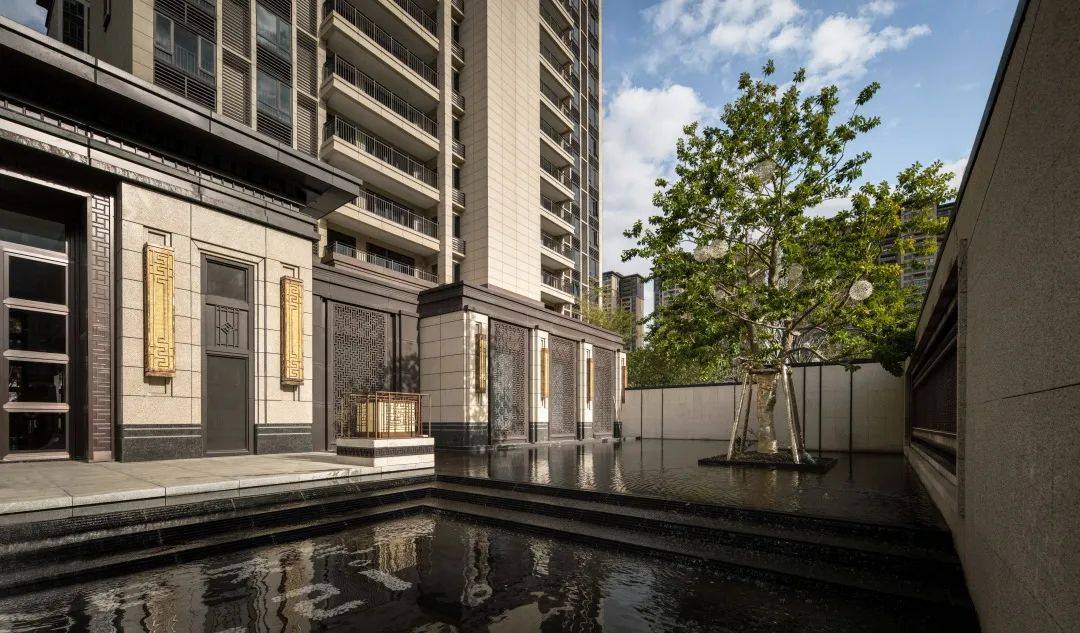 汕头保利和府售楼处咨询预约看房热线:400-022-8887转9999(营销中心)