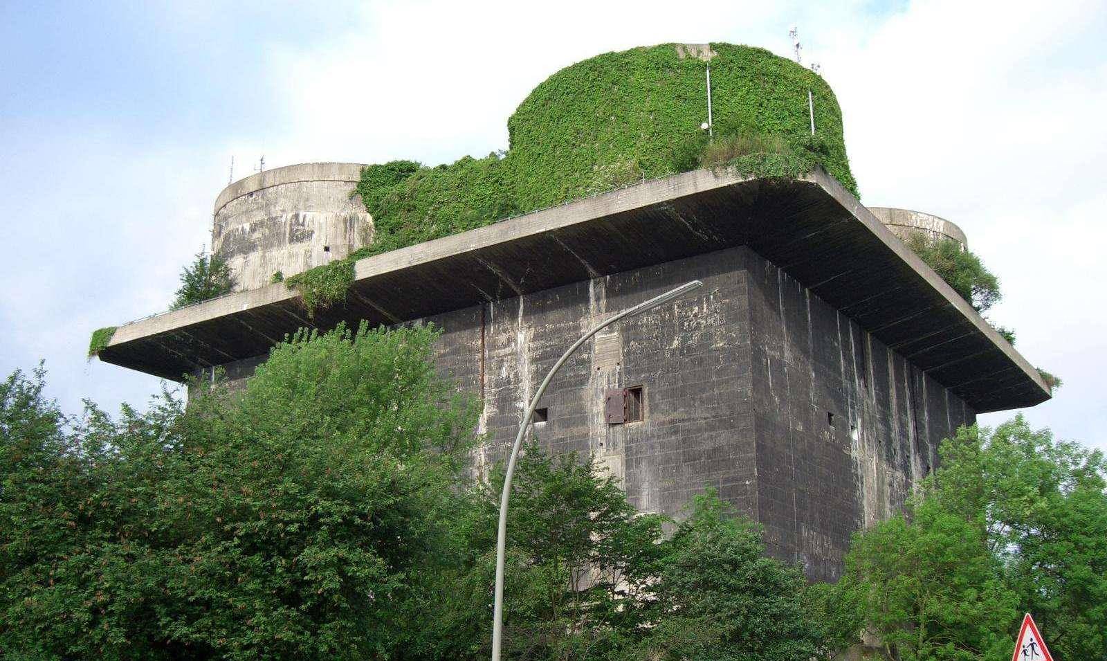 德军碉堡,苏军400门重炮24小时轰炸无果,战后用25吨炸药没炸烂_德国