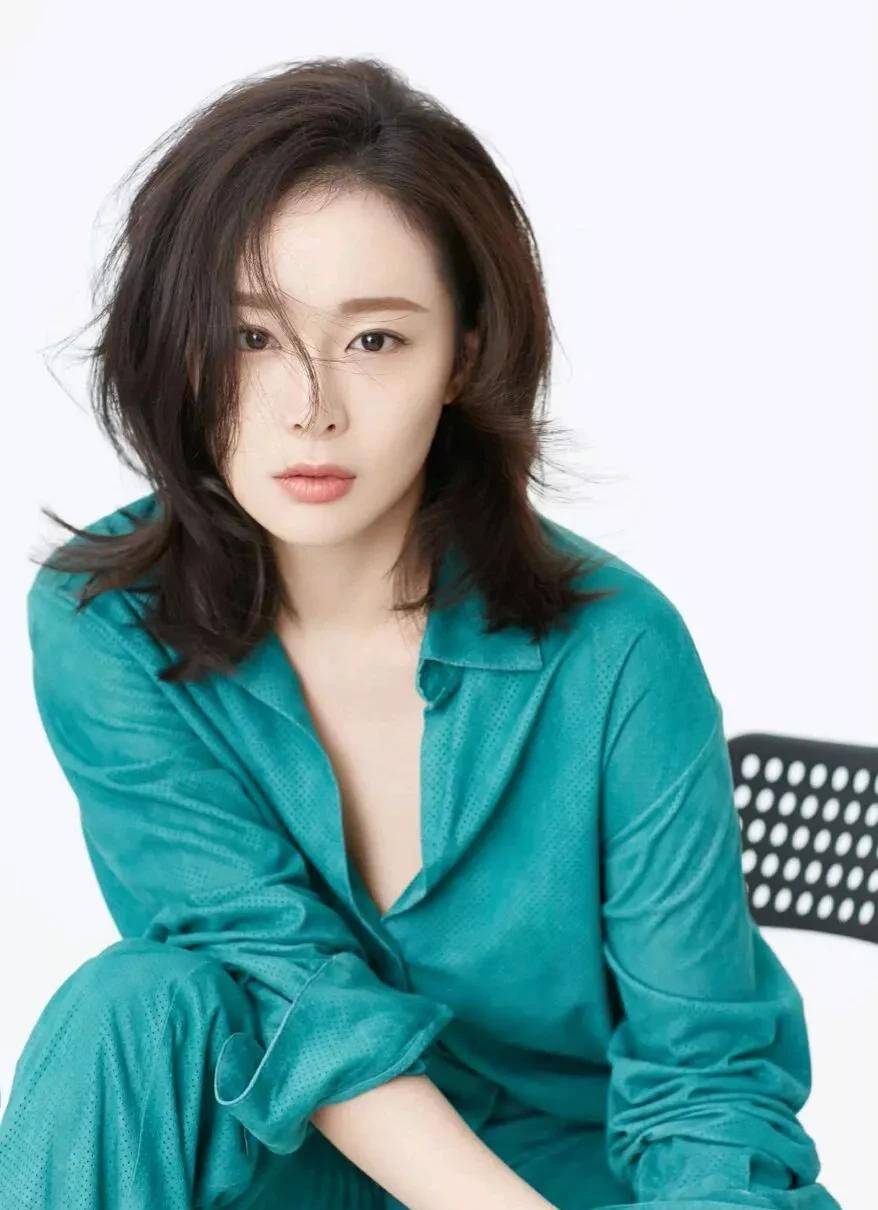 高叶,1987年12月6日出生于江苏省常州市,中国内地