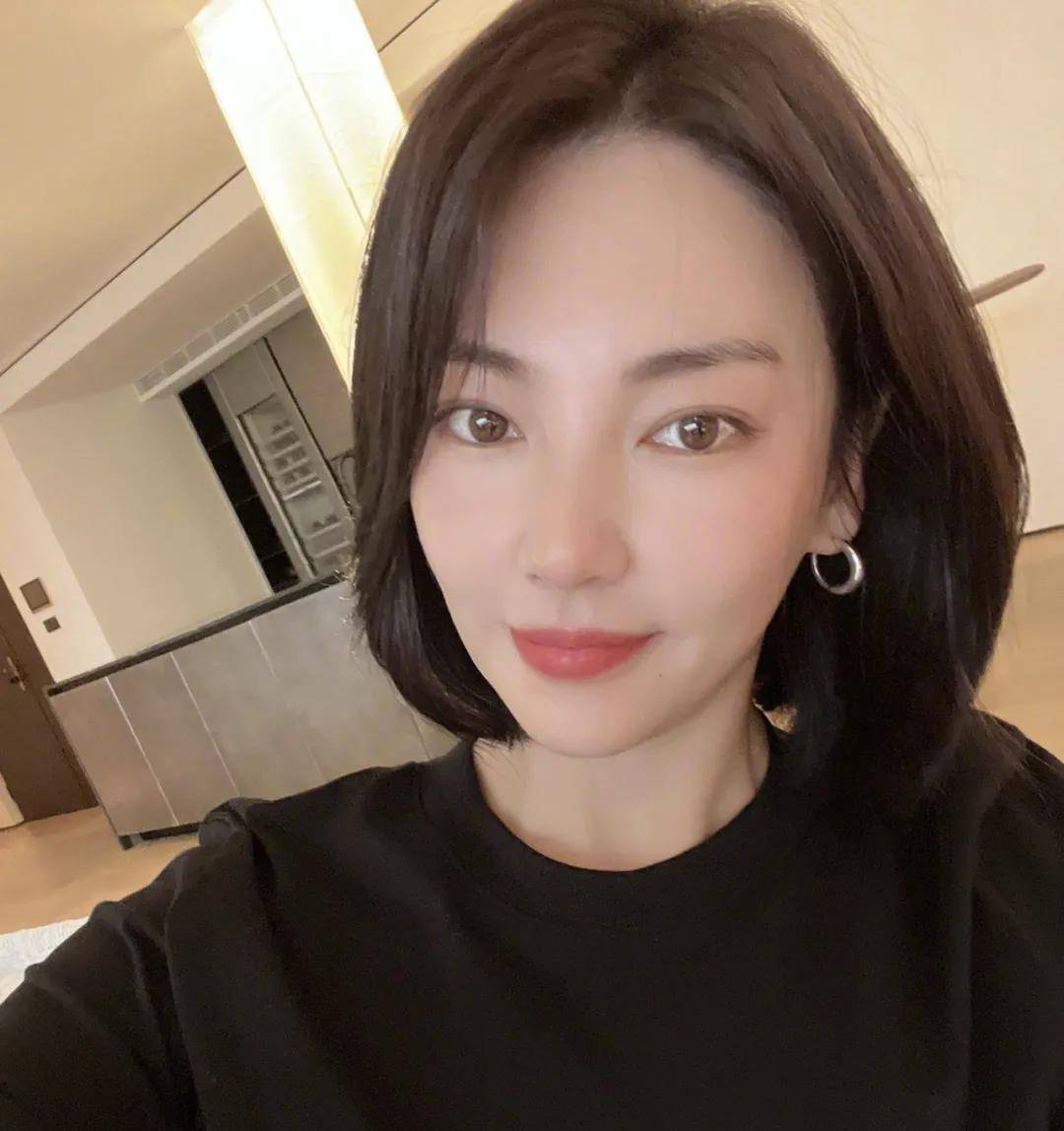 小八卦,tfboys,张杰,欧阳娜娜,张小斐,张雨绮_公司_舞台_电影