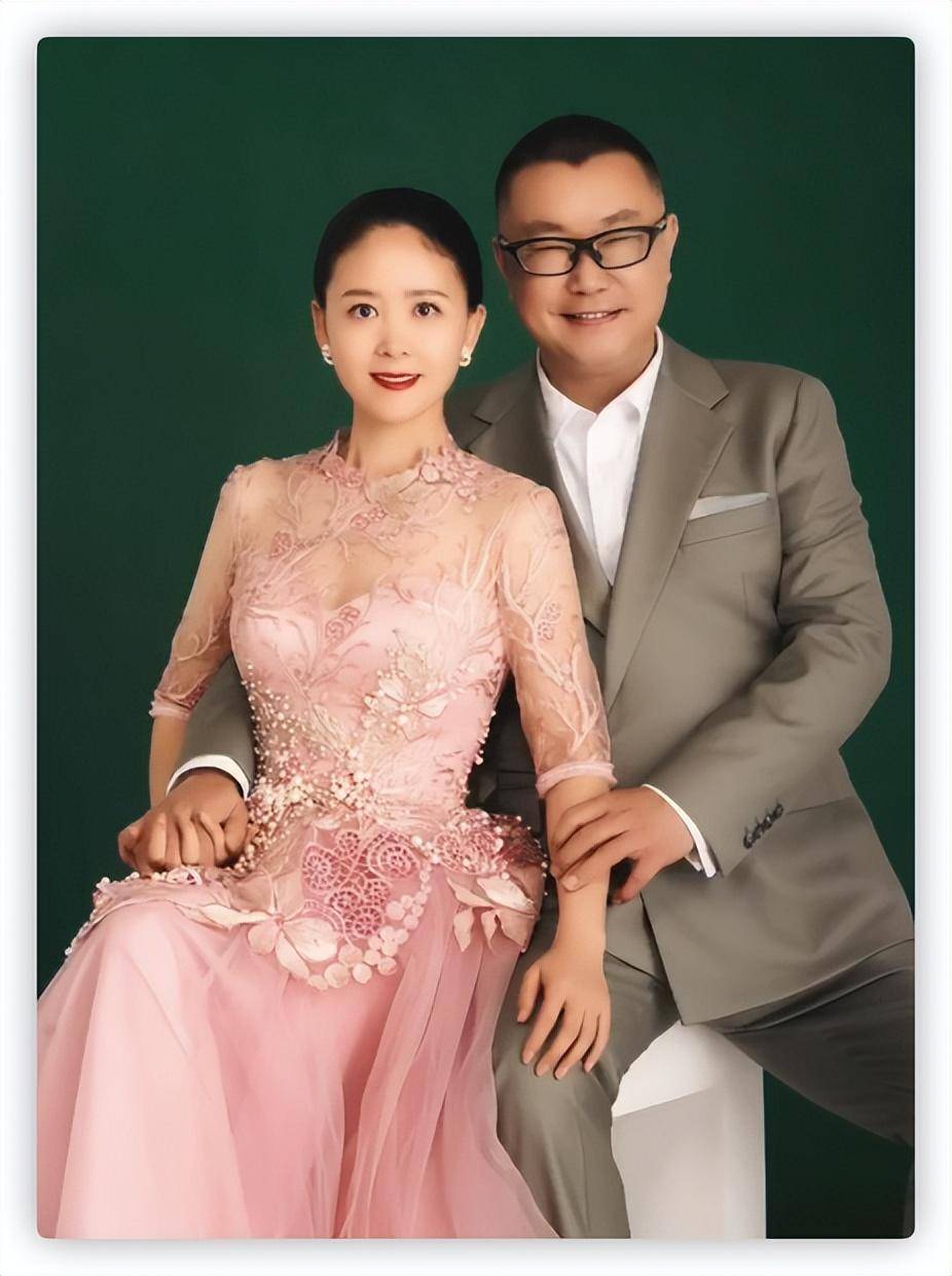 虽然尹相杰已经年纪不小了,但毕竟是初婚,两人也已经结婚有一年的时间