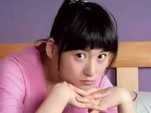 还记得《家有儿女》中的小雪吗?