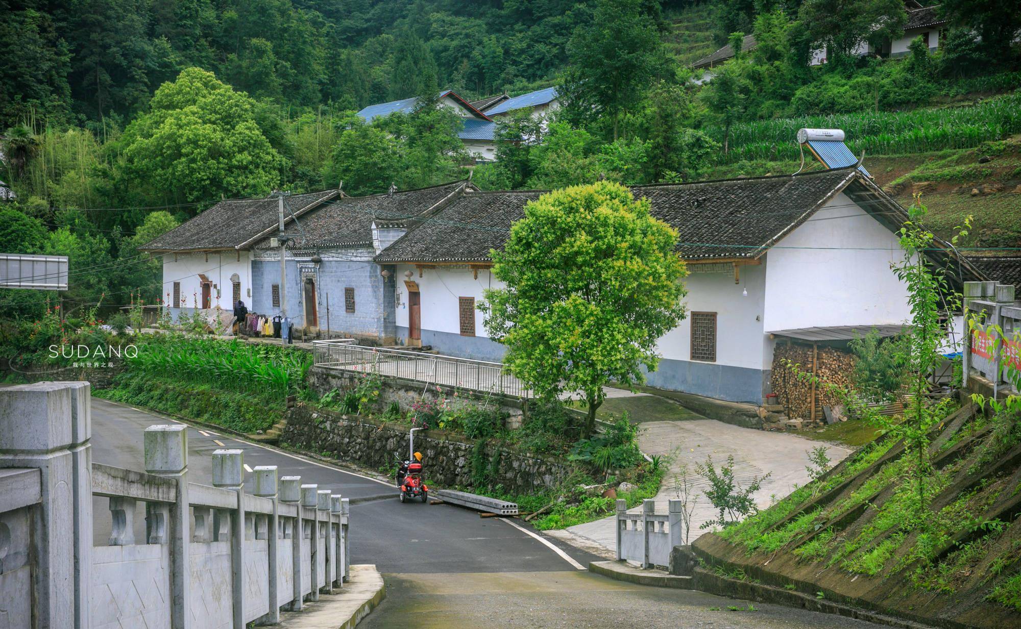 开化石柱村图片