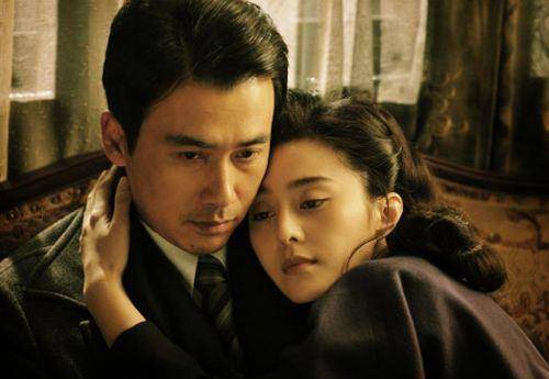 与"谍战一哥"柳云龙搭戏的女主们,谁最具王者风范_女王_扮演者_陈数