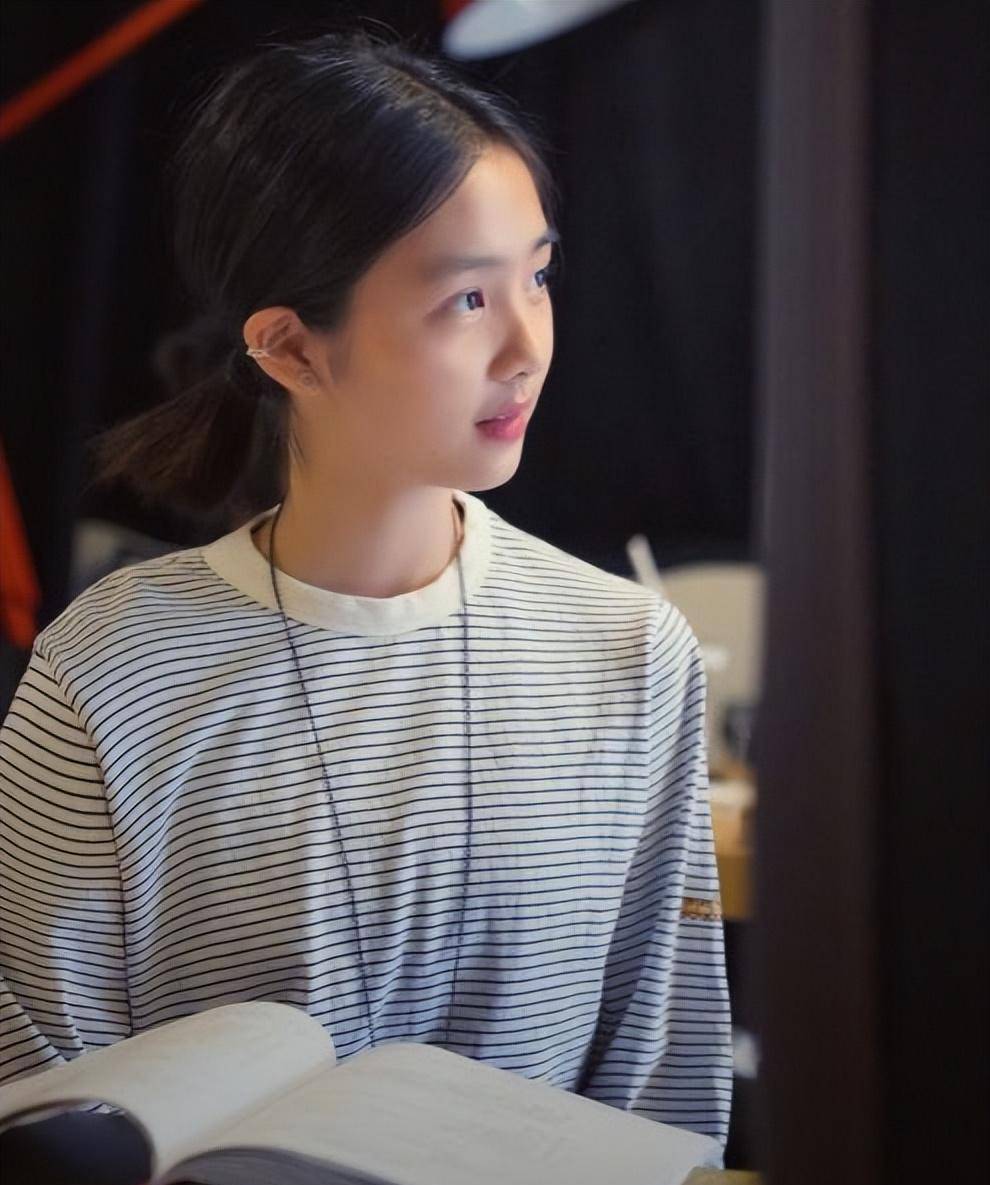 黄多多上榜牵连黄磊一起,家族遗传读错字_网友_文化_舞台剧