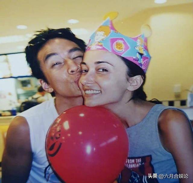 自曝缺少性生活,但结婚20多年感情依然恩爱_吴彦祖_雷珊_因为