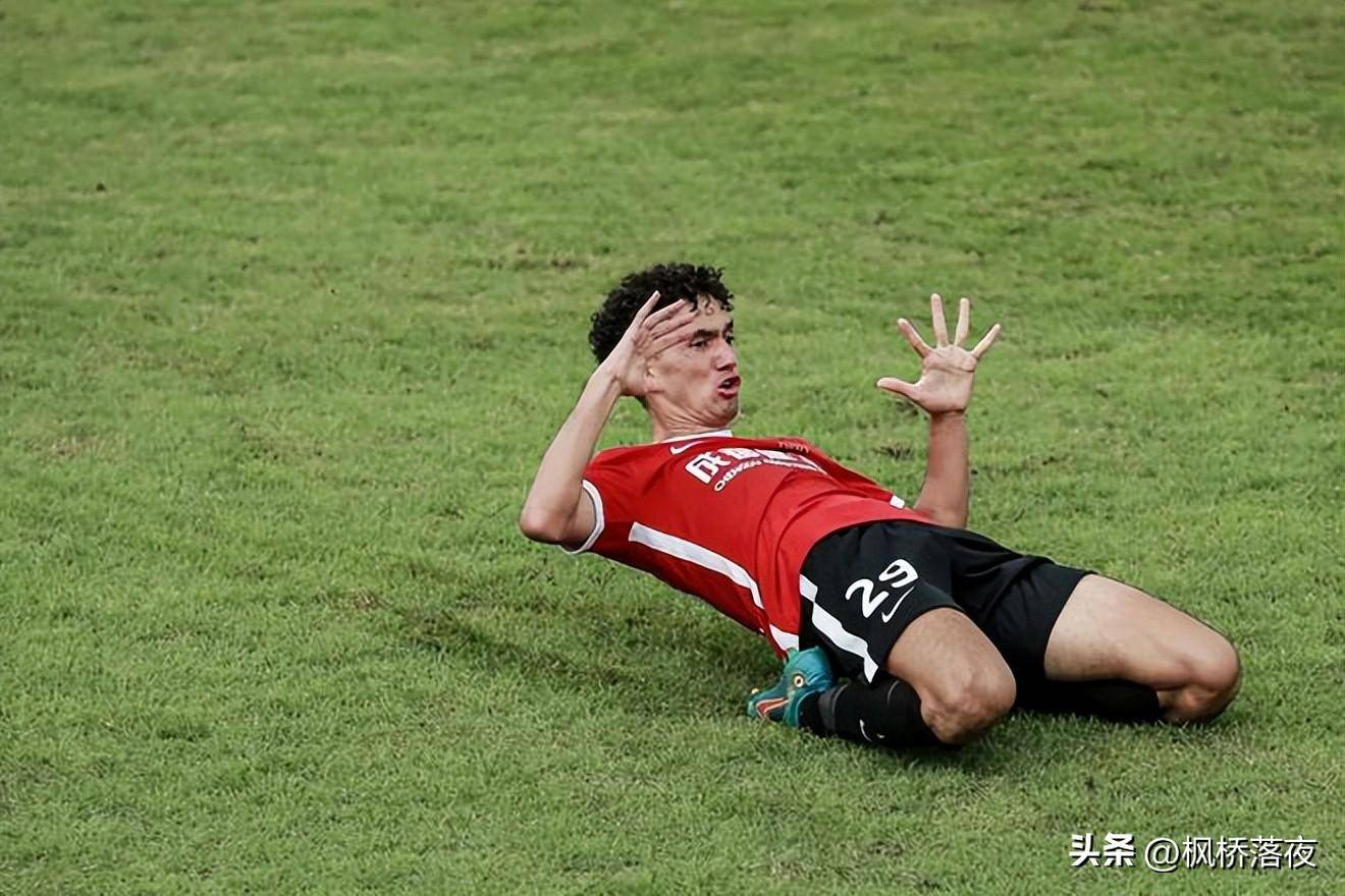 18岁木塔力甫不简单,早已被欧战球队盯上_比赛_穆塔里夫_国足