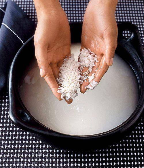 用淘米水洗头的正确打开方式90%的人都做错了_清水_头发_头部