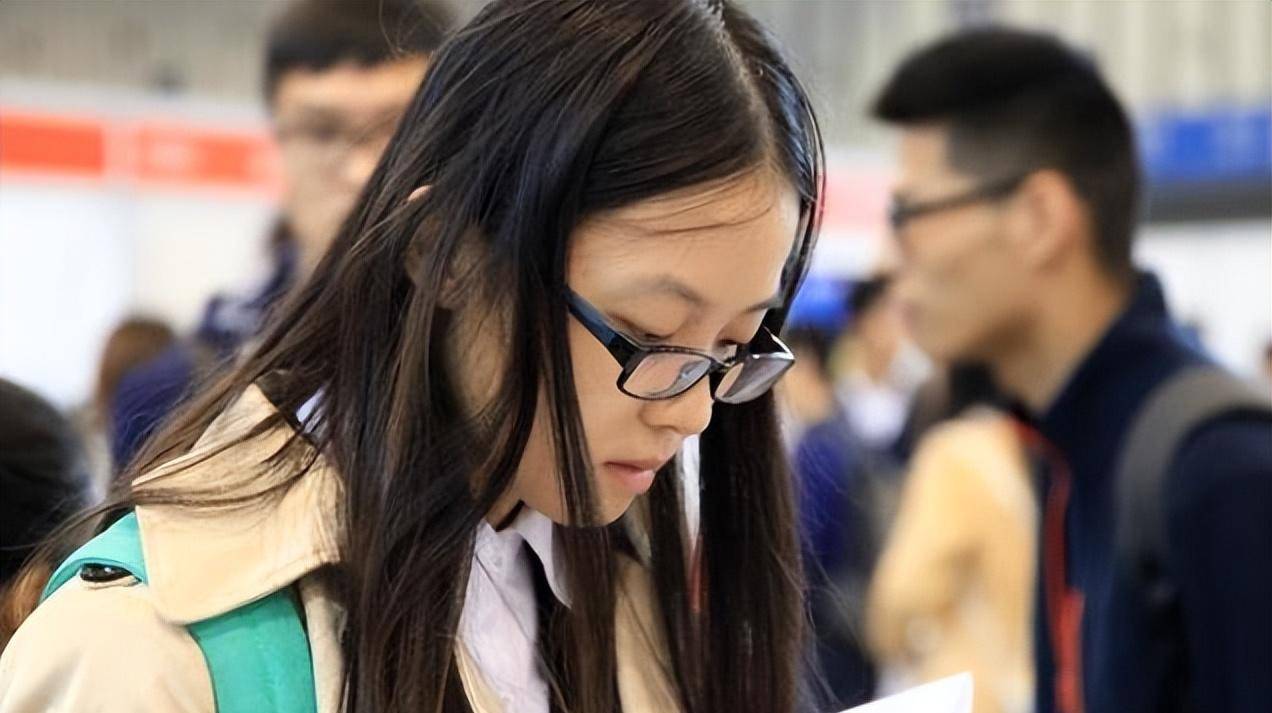 2023考研国家线有望下调,理工类考生松一口气,文科生喜忧参半_就业_专