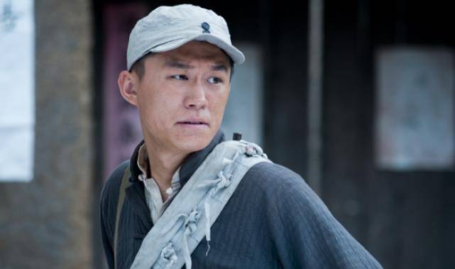 孙岩演戏十年无人问,凭借角色唐小虎一路狂飙_反派_观众_长相