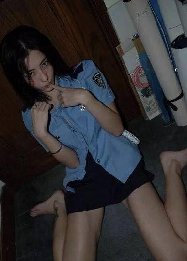 张柏芝床照外泄暴露了一个秘密_谢霆锋_陈冠希_王菲