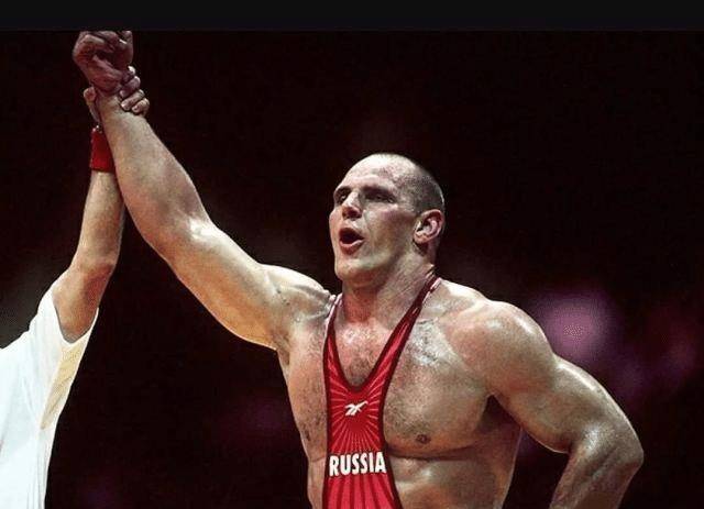 "摔跤之神"米哈因·洛佩斯,4届奥运金牌得主,超越卡列林_奥运会_古巴