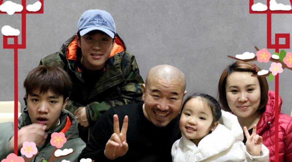 外演员关系,谢广坤和七嫂是夫妻,刘能老婆是谢永强姐姐_唐鉴军_谢腾飞