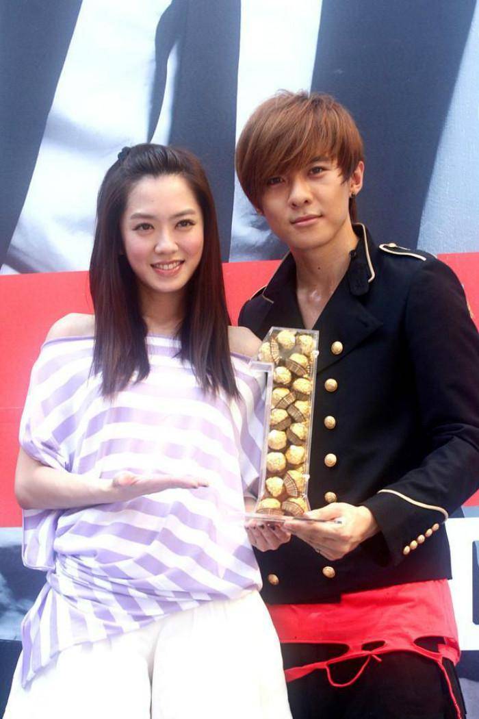 唐禹哲回应约会两女生,曾认爱"小周慧敏",网友:聊天语言大师_蔡黄汝