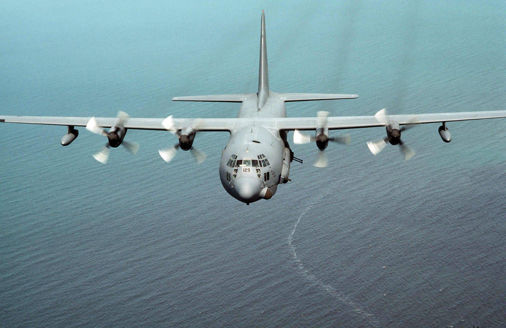 美国展示史上最强空中炮艇—ac-130j,中国为什么没有这类产品?