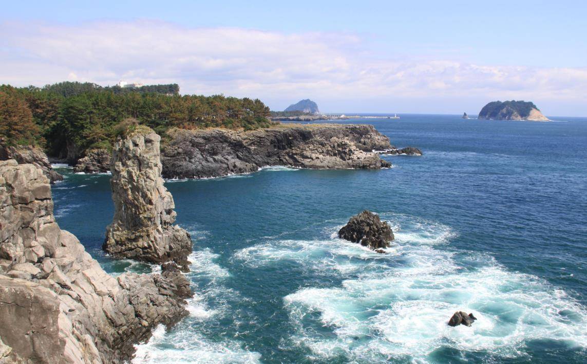 条件处处不如海南的韩国济州岛,为何能成为国际旅游岛_岛屿_旅游业