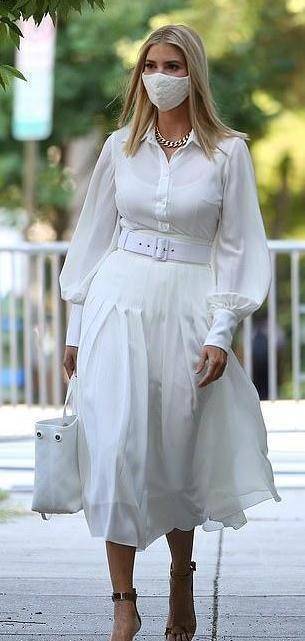 伊万卡也走浮夸路线?