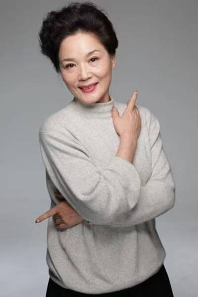 演员杨青出生年龄图片