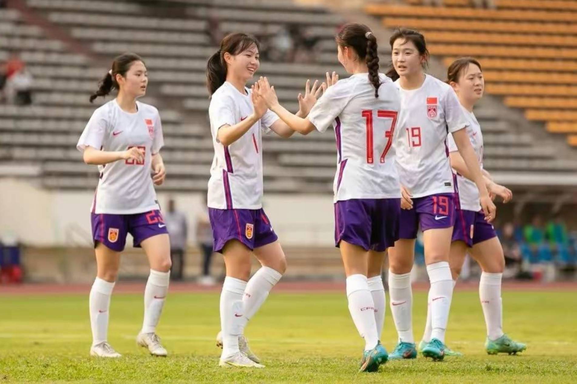 U20女足亚洲杯预选赛：中国女足5人破门6-0菲律宾 霍悦欣双响|U20女足亚洲杯|亚洲杯|中国女足_新浪新闻
