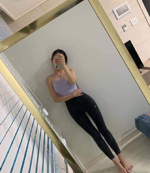 "韩国最美健身教练",性格温柔身段妖娆,网友:健身房内的美景_锻炼