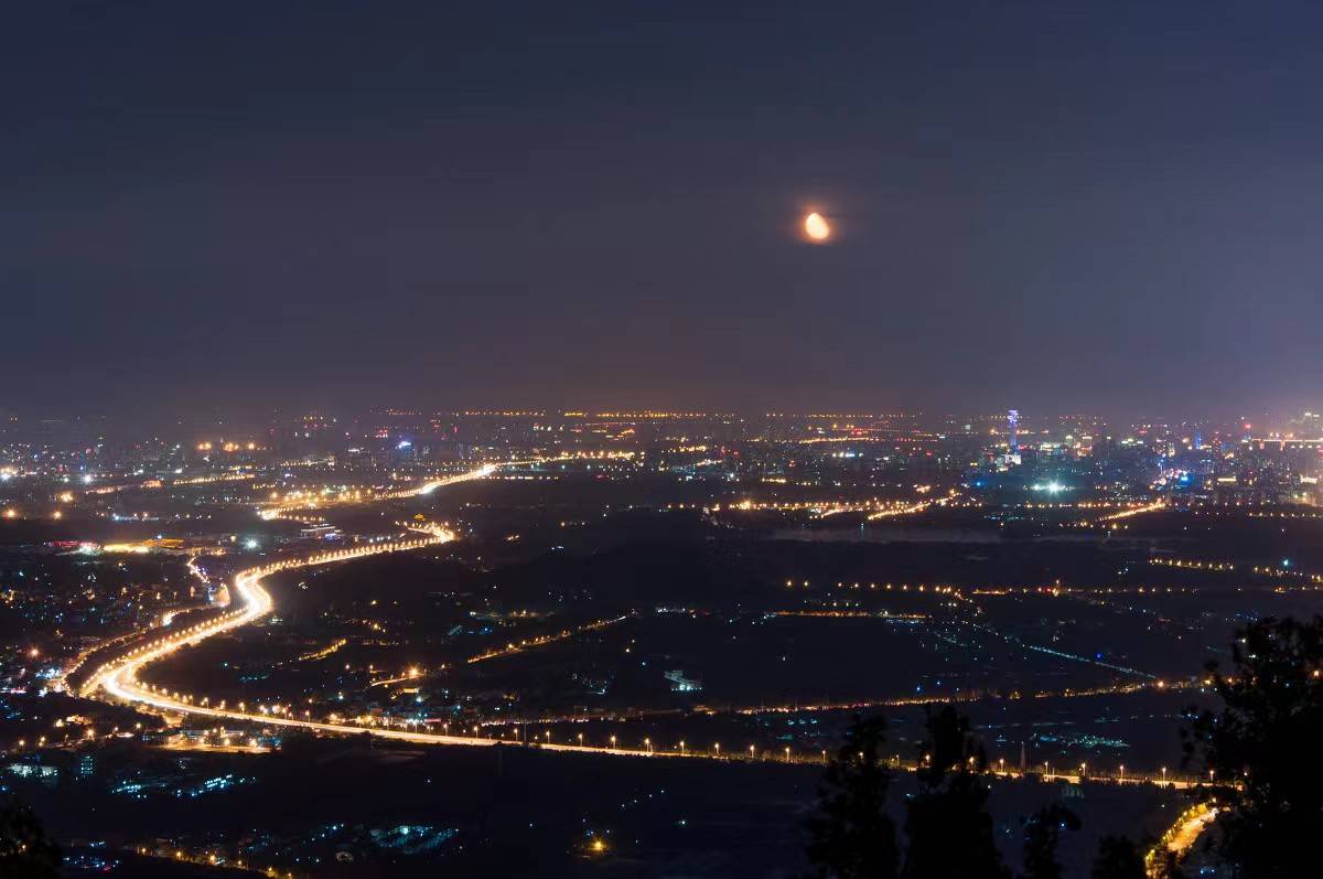 北京夜景山顶图片