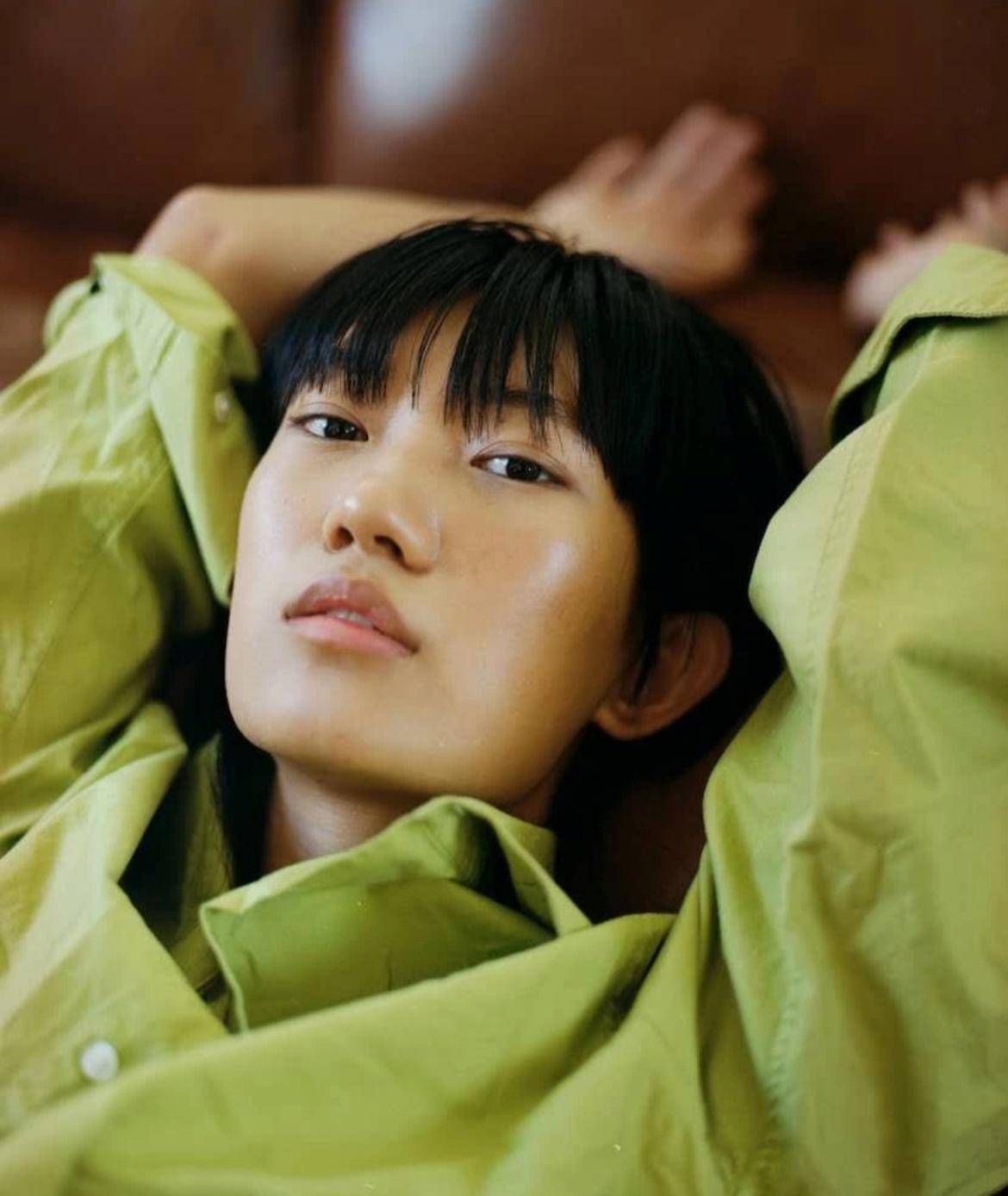 不是维密舞台上需要的甜美性感风,但吴月还是想赢得这个小小的希望