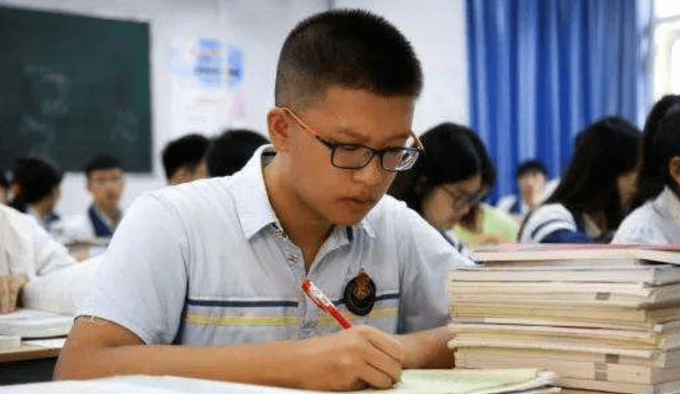 出国留学成绩_出国留学成绩单教务处盖章_出国留学成绩单要求