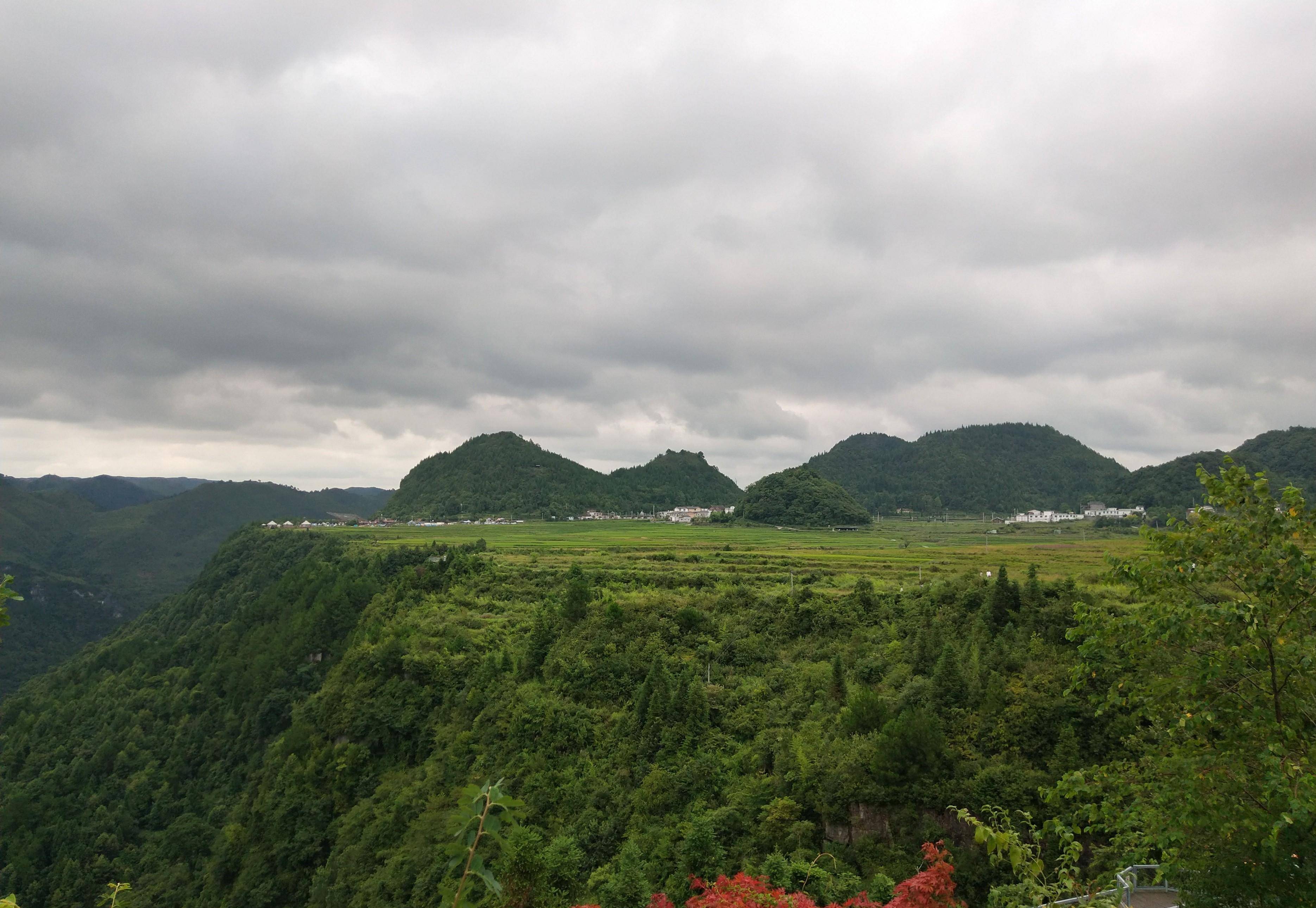 苗岭高坡:贵阳高山台地的自然山水风光(一)_黔东南_山脉_一带