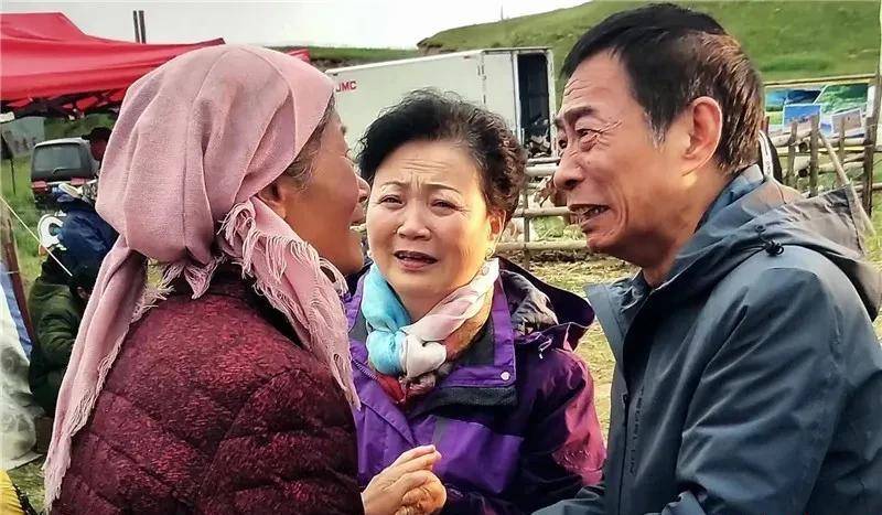 "爱的表白",首部裕固族主题电影《爱在夏日塔拉》首映引热议_安江_罗