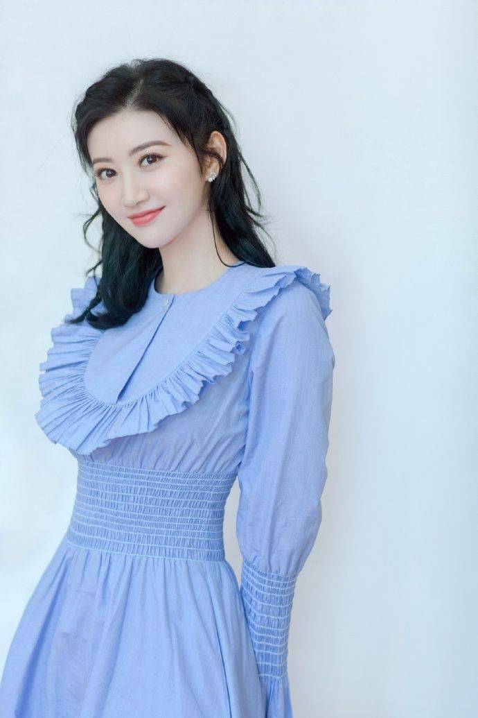 景甜蓝色束腰连衣裙优雅写真_张继科_网友_作品