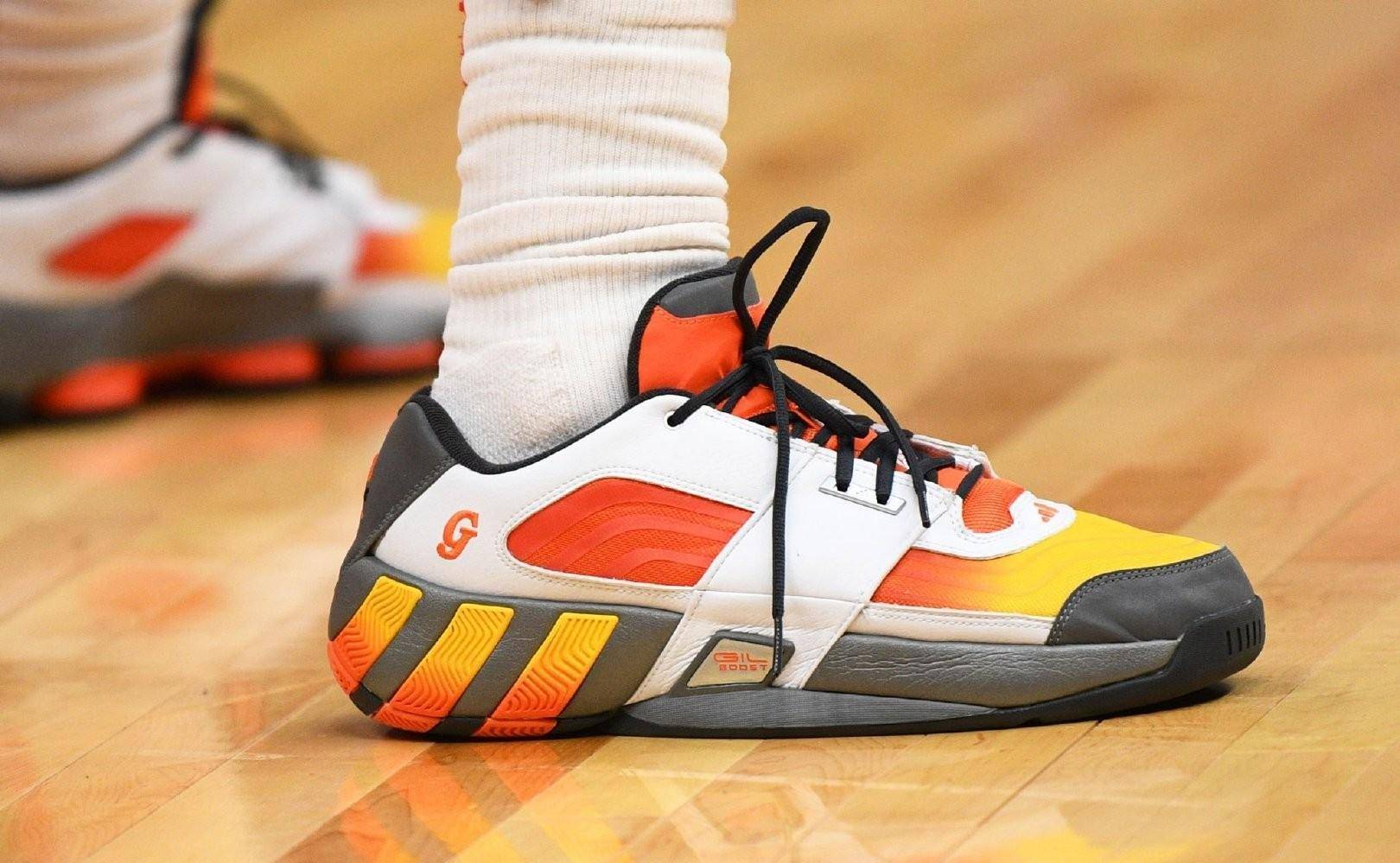 每日nba球星上脚球鞋「3月1日」_nike_zoom_adidas