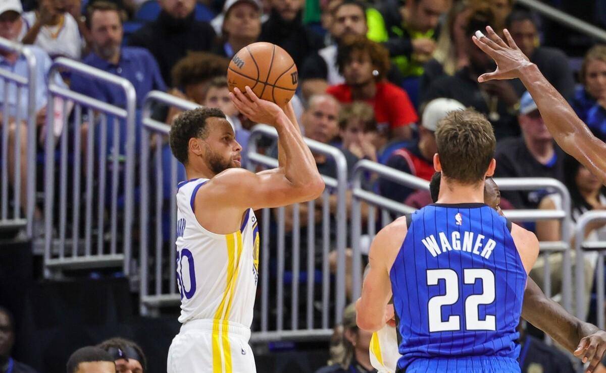 因为约基奇79次三双超越张伯伦_比赛_克莱_赛季