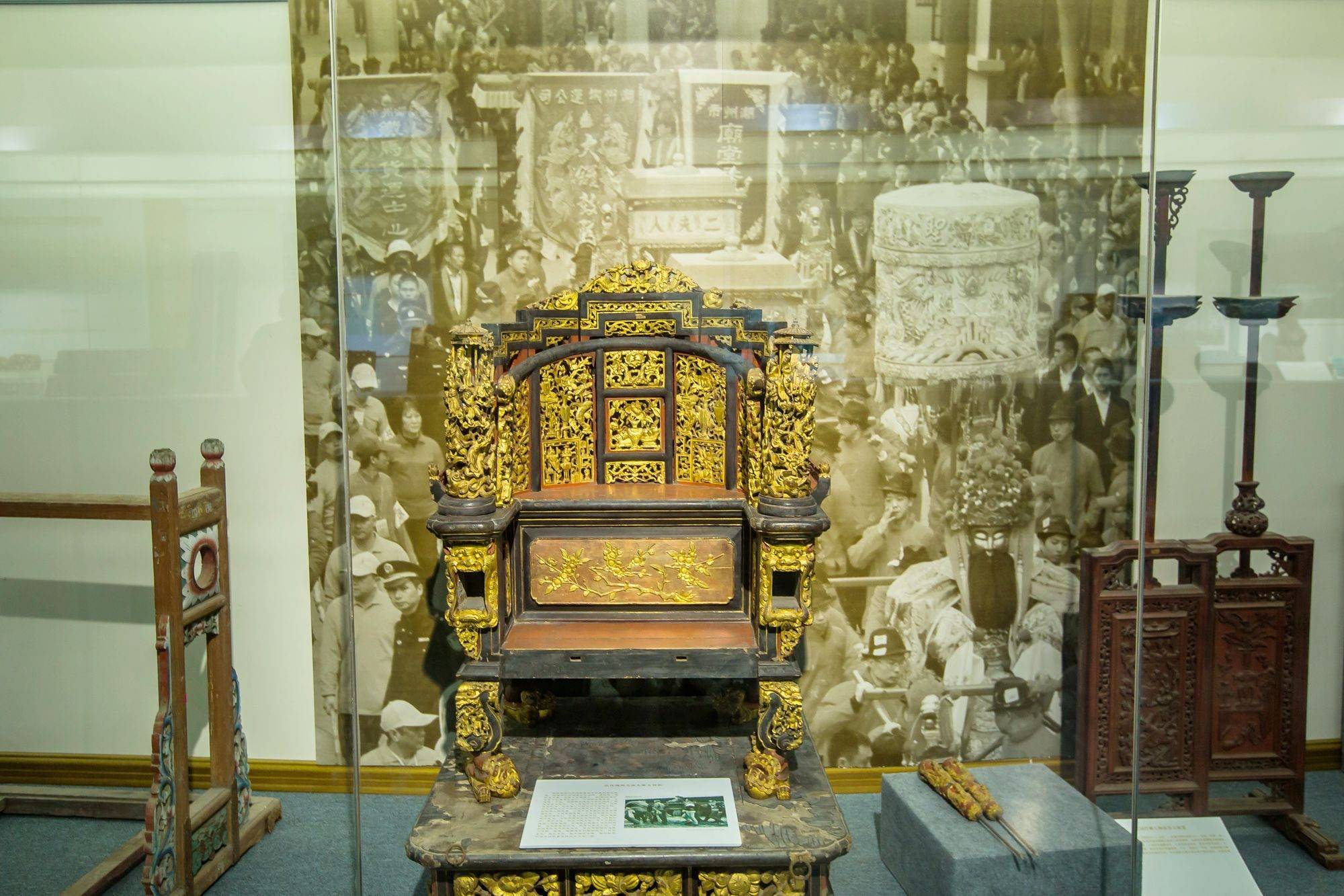 潮州博物馆木雕精品展,中国四大木雕之一,充满了潮汕人文风情_工艺