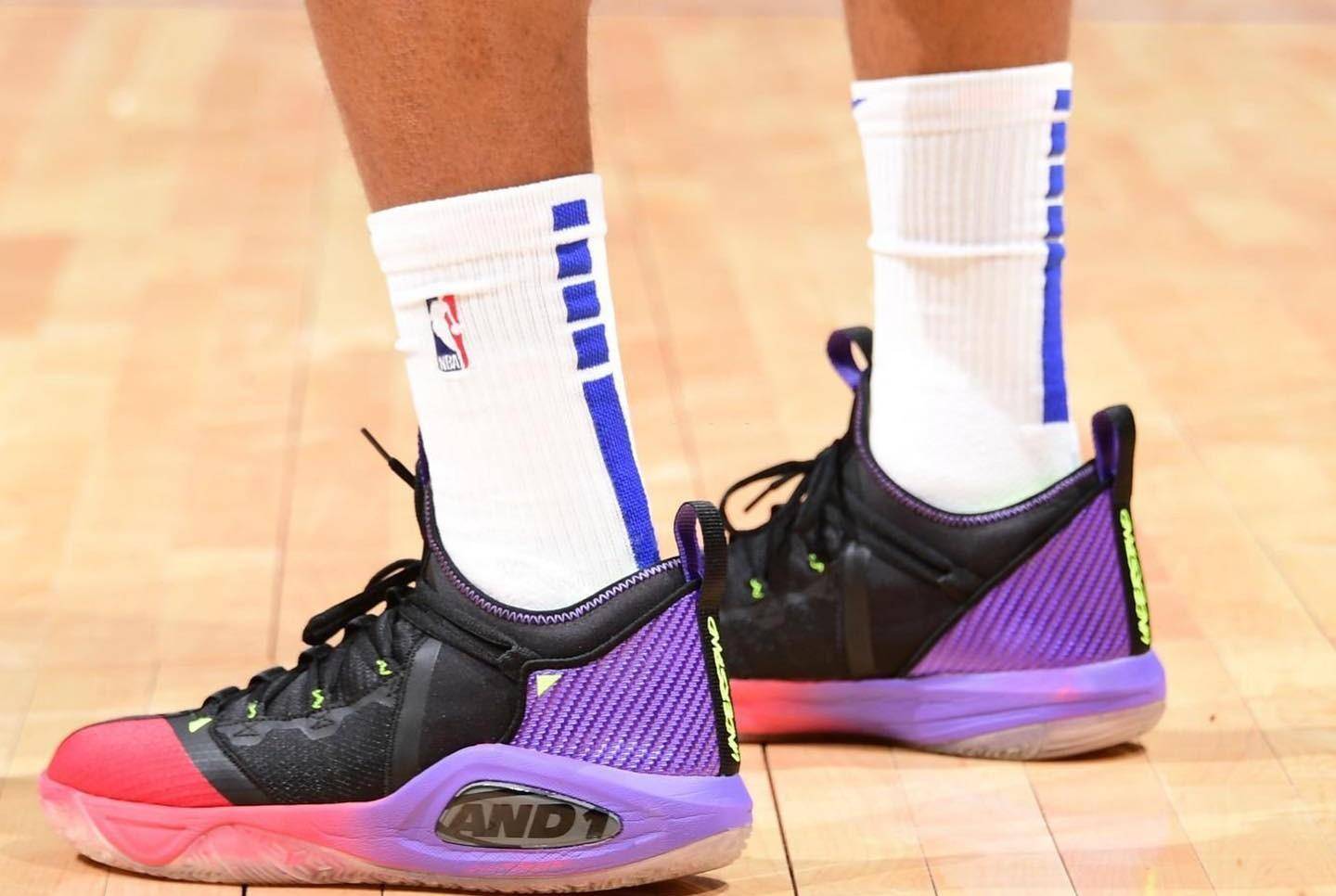 每日nba球星上脚球鞋「3月22日」_adidas_li-ning_芝加哥公牛队