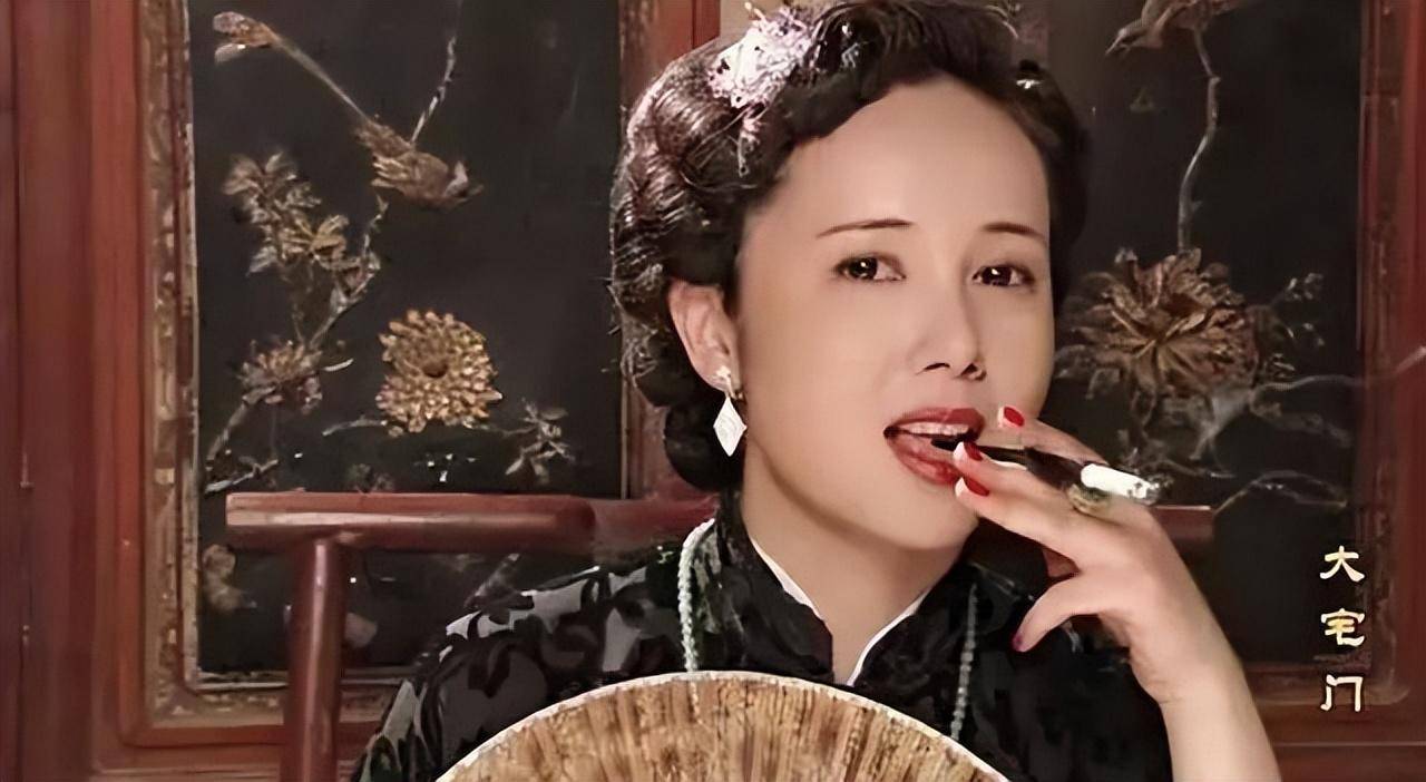 《大宅门》白玉婷到伤也不知道,万筱菊为何不愿意娶她