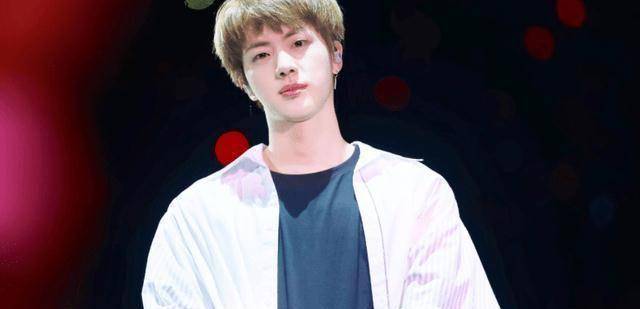 不做偶像就继承家业盘点韩国娱乐明星富二代,始源手握无敌黑牌_金泰熙