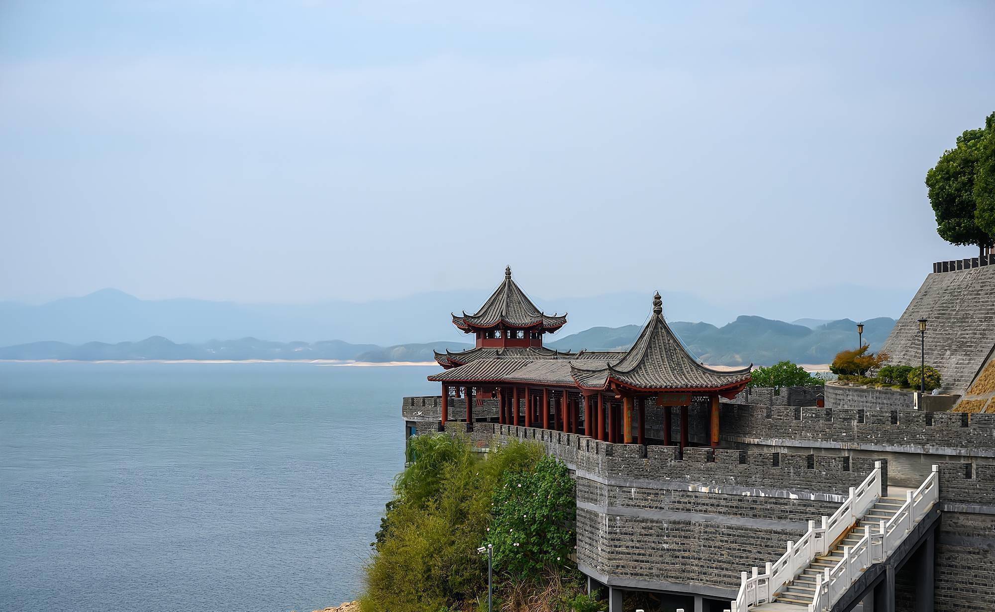 花亭湖,安徽太湖县第一大湖,景色可与杭州千岛湖相媲美_华亭_景区