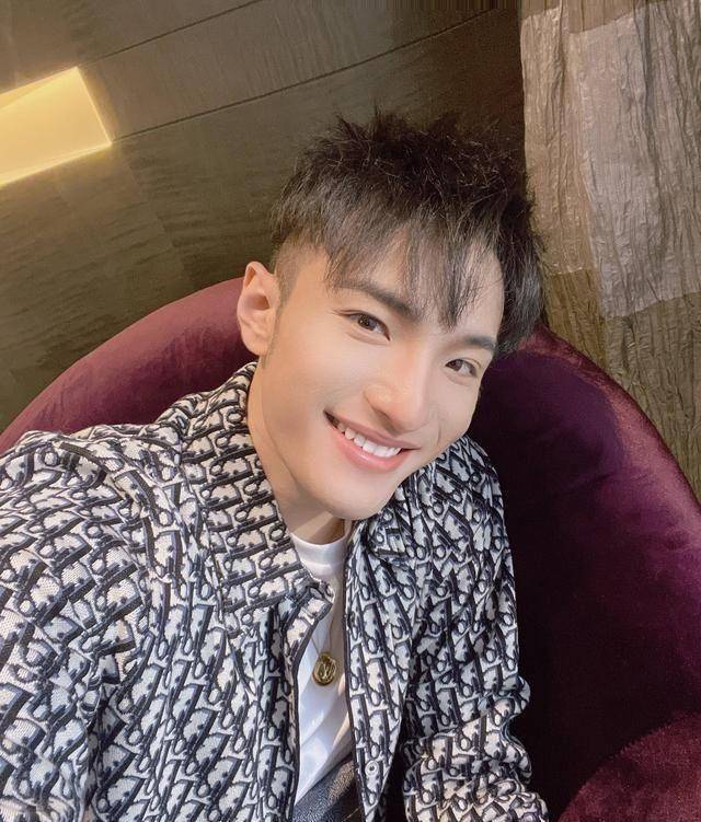 网红场事件持续发酵,不屑回应,粉丝大量撤粉_田一鸣_妈妈_网络