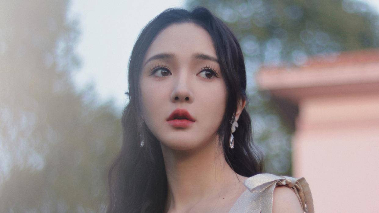 芒果目前的主持小花有沈梦辰,梁田,李莎旻子,靳梦佳和马萱,沈梦辰加盟