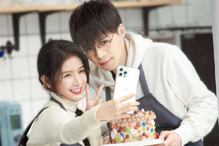 王大陆酒后亲热,蔡卓宜被质疑是"心机女"_陈越_网友_时间