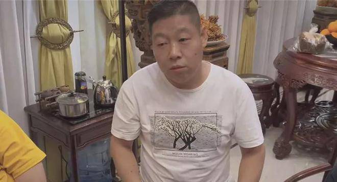 德云社修改节目单,岳云鹏空降三队,与师弟李鹤彪搭档引热议_剧场_专场