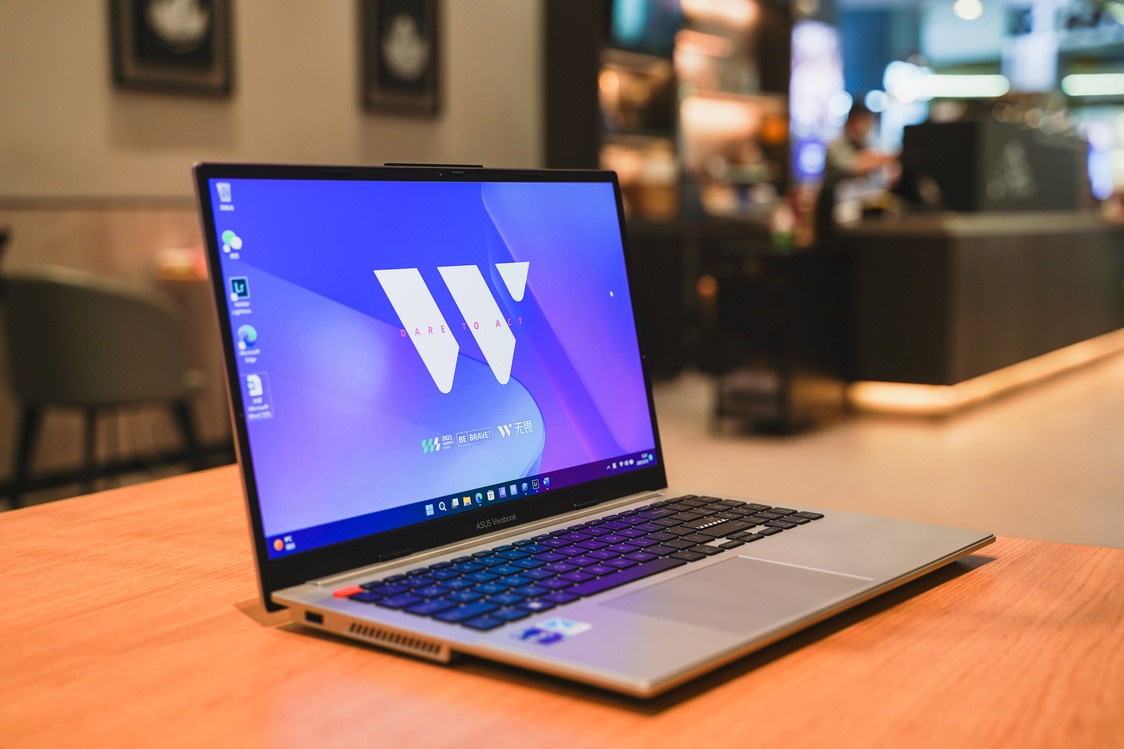 华硕无畏15i高能轻薄本,满足你的全部想象_屏幕_性能_笔记本