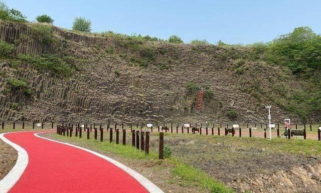 南京有座地质公园,占地超4300多亩,拥有罕见的雨花石层群_游客_六合