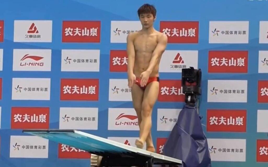 罕見！中國跳水奧運冠軍與隊友跳出0分，新搭檔：我晚上都睡不著覺