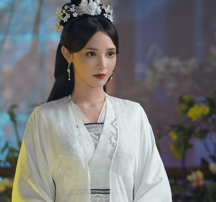 春闺梦里人:季曼一个醉酒吻让宁钰轩小鹿乱撞,鬼白女装确实好看_剧情