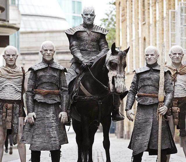 《权力的游戏》夜王骑马,异鬼逛街,网友:想看冰龙_冰晶_伦敦_卓耿