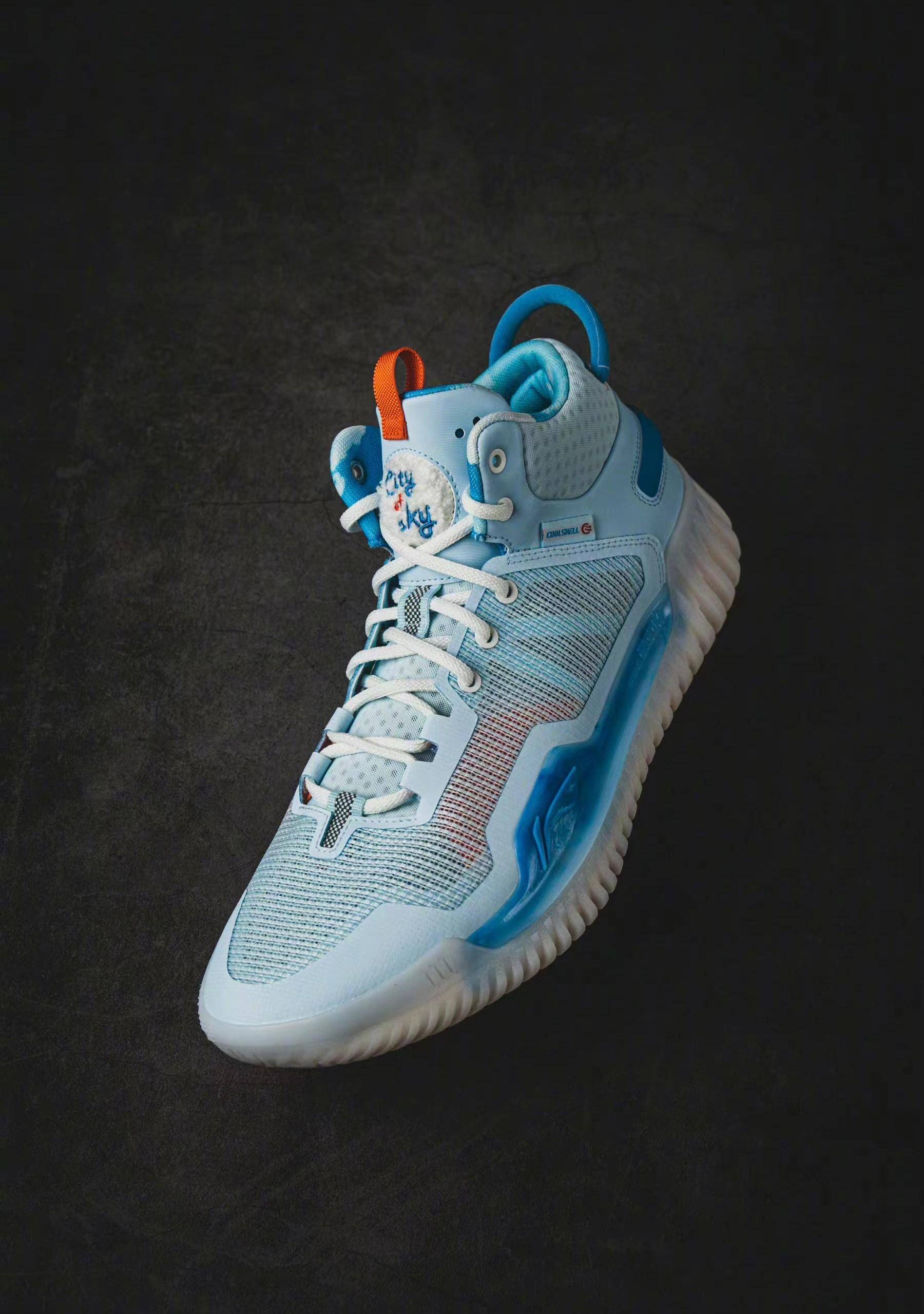 李宁反伍3代篮球鞋细节图曝光!