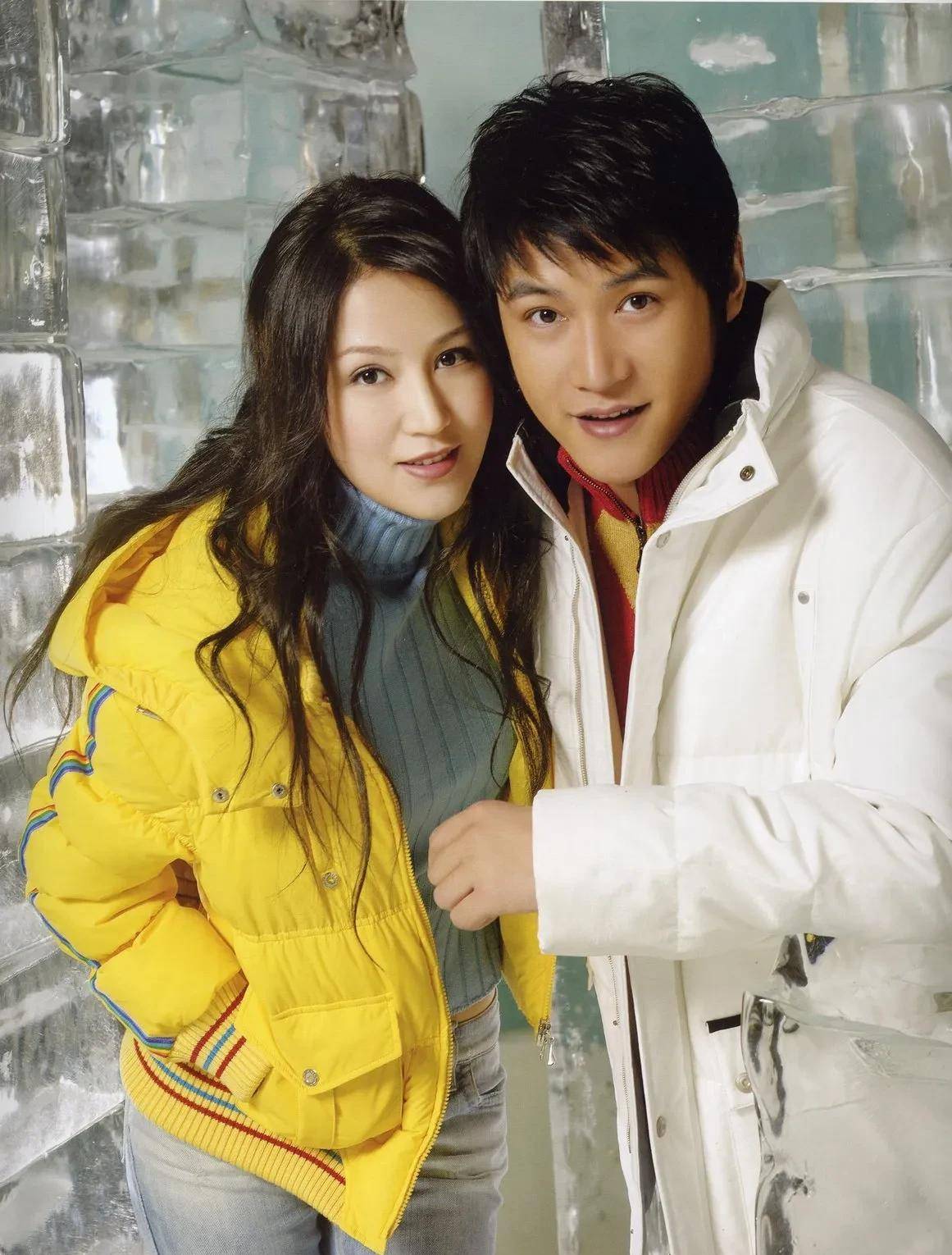 黎明和陆毅合影,他的脸型是比陆毅更大,但也不能代表黎明的脸就大